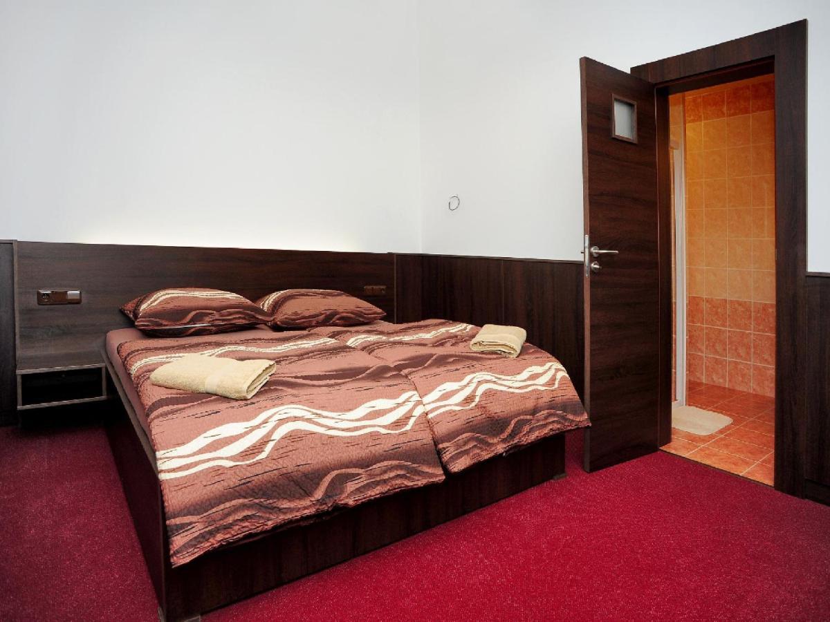 Penzion Budopartner Jivka Exterior photo